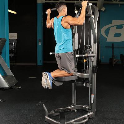 Pull Up Machine