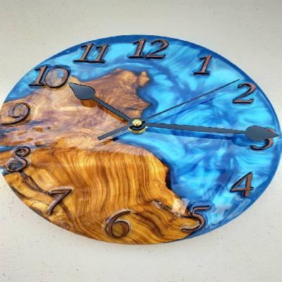 Resin Clock 