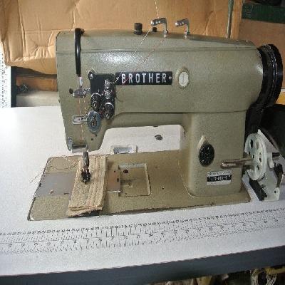 Twin Needle Sewing Machines 