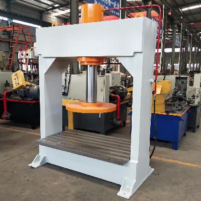 Tyre Press Machine