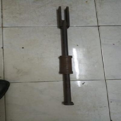 Wall Tie Puller 