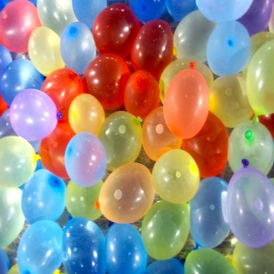 Water Balloons 