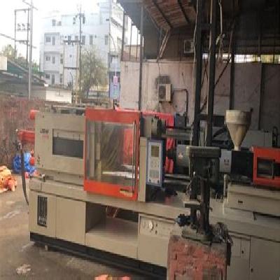 JSW 300 Ton Plastic Injection Moulding Machine