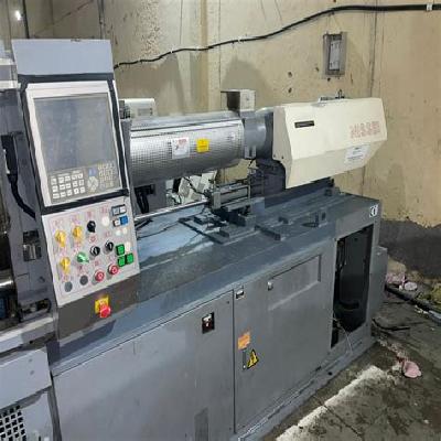 KM450 Used Kawaguchi Plastic Injection Molding Machine