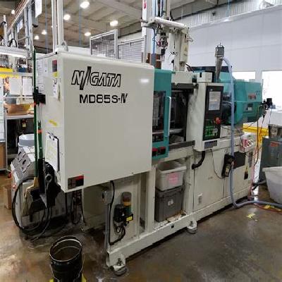 Nigata Used Plastic Injection Moulding Machine
