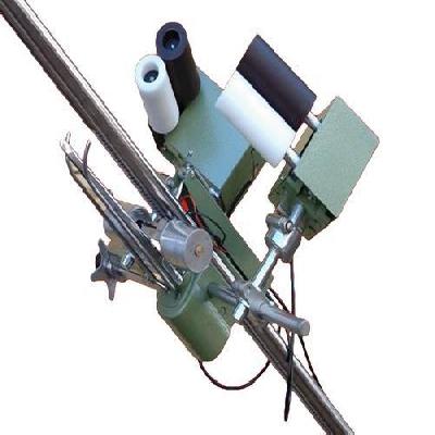 Mechanical Cloth Guiders