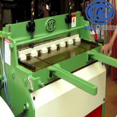 Power Shearing Machine