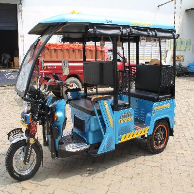 Battery Operated E Rickshaw