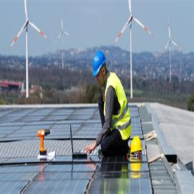 Solar Panel Maintenance Service