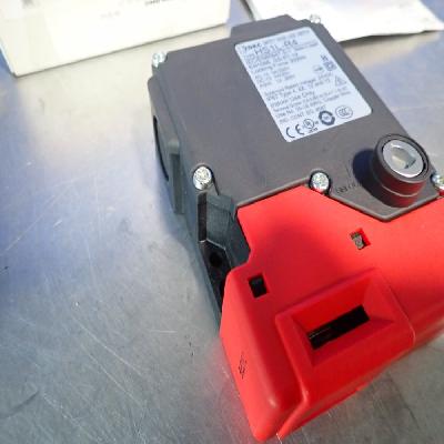 Safety Door Lock Switch IDEC