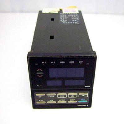 YOKOGAWA UT35 UT32 PID CONTROLLERS