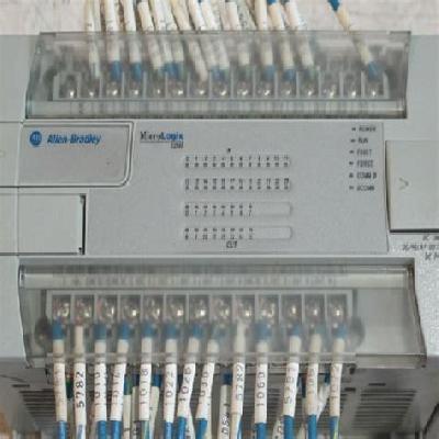 Allen Bradley PLC Micrologix 1200 1762-L40BXB