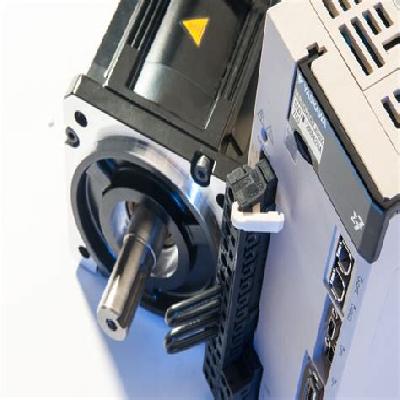 SGM7G-13AFA61 Yaskawa Servo Motor