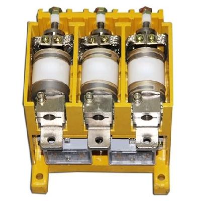 Vacuum Contactor