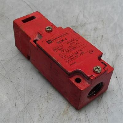 TELEMECANIQUE LIMIT SWITCH