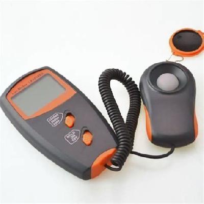 LX1010BSD - Lux Meter