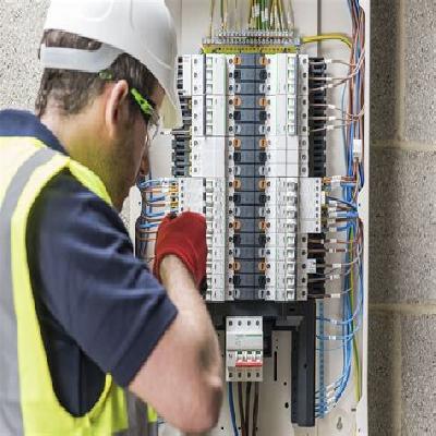 Schneider Electric LSC-000225 KVAr Power Capacitor