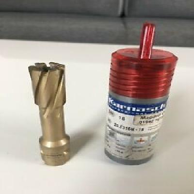 Karnash German And Brook England Make