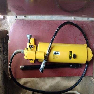  Hydraulic Hand Pump
