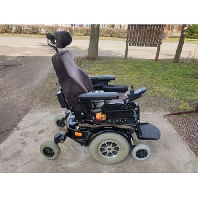 Pavement Breaker MC 1170