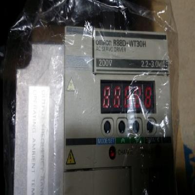 Omron Servopack R88D-WT30H