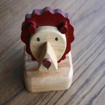 3024  Ajanta Lion Wooden Card Holder