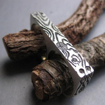 986 Ajanta Wooden Duster Color