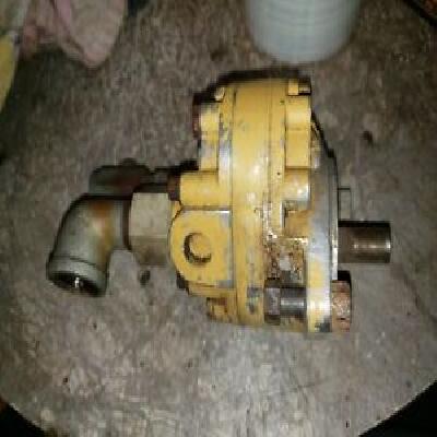 Bull Loader Hydraulic Pump
