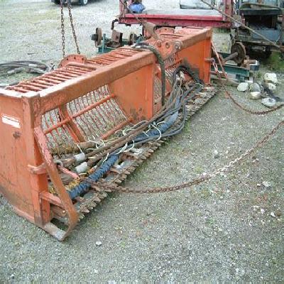 Tractor weed cutter