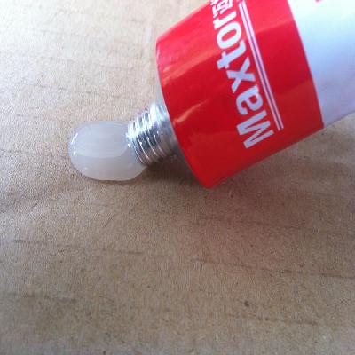 Maxtor 555 RTV Silicone Sealants