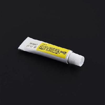 Thermal Adhesive Heatsink Compound