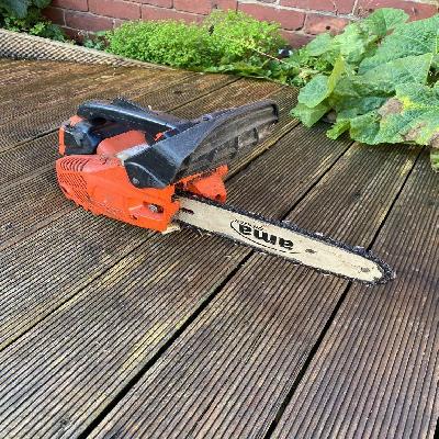 Chainsaw with Top Handle