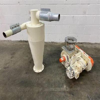 Cyclone with Air Lock