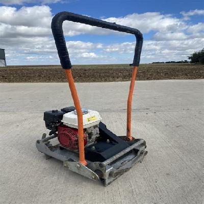 Petrol Screed Vibrator