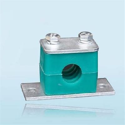 Hydraulic pipe clamp
