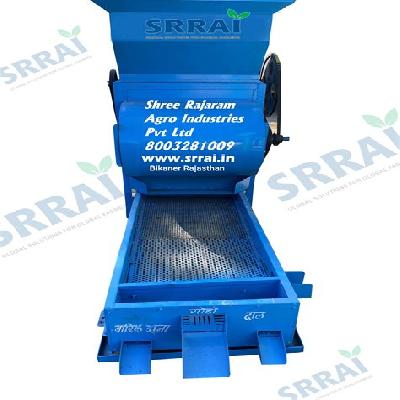 Mini Groundnut Decorticator