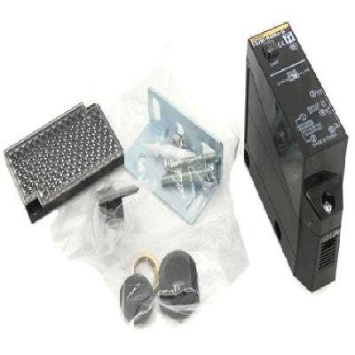 Multi- Voltage Photoelectric Sensor