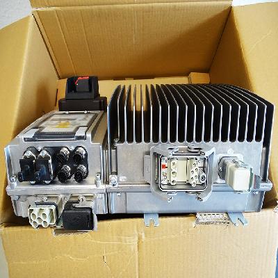 Lenze Inverter Drives 8400 protec