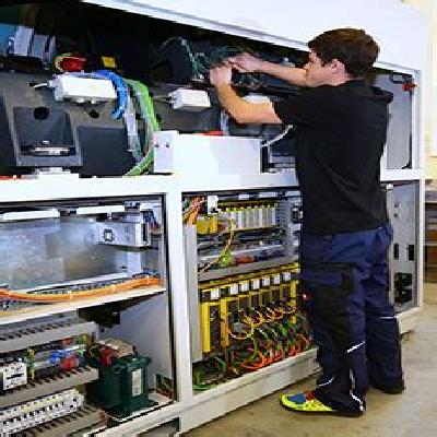 CNC Machine Maintenance Service