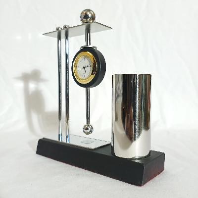 Clock And Pen Metal Stand