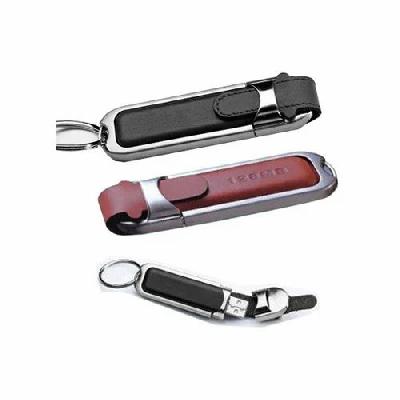 32 GB Leather Swivel Hook Pen Drive