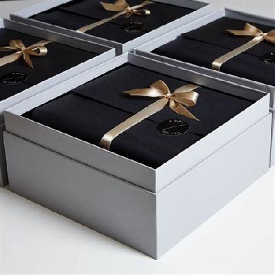 Exclusive Corporate Gift