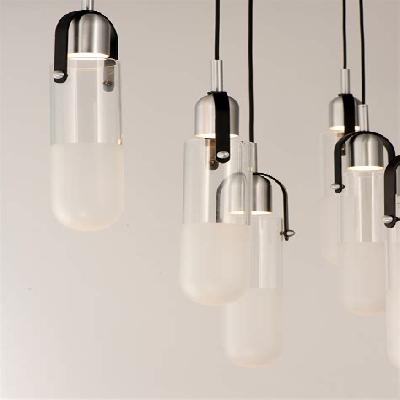 TGZ-253 Tap n Sway Capsule Shaped Desktop Light