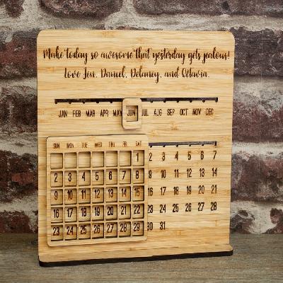 Wooden Desk Calendar