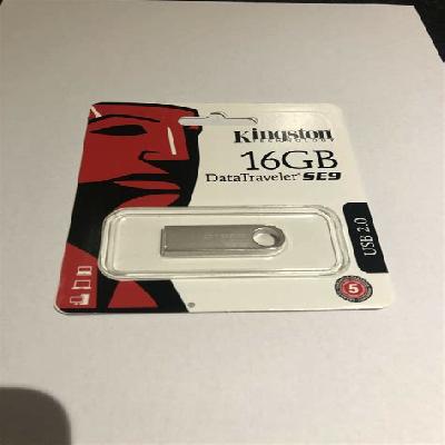 Kingston 8GB Datatraveler SE9 Pen Drive