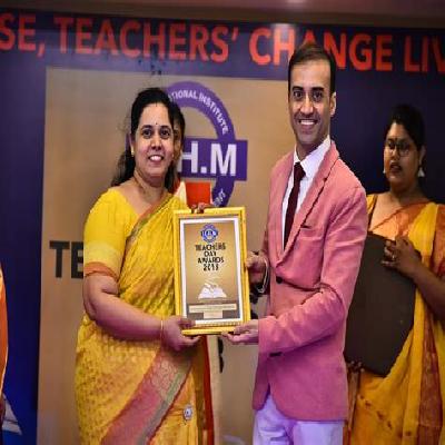 Par Excellence Award Trophy