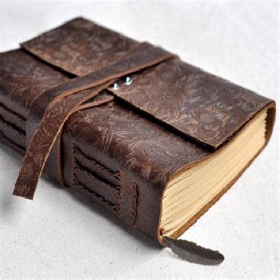 Customized Leather Diaries