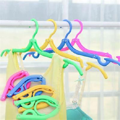 Folding Plastic Hanger