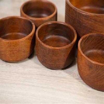 Teak Wooden Dinner Set, 2 Bowls, Glasses, Mug, 2 Spoons, 2 Plates (brown)