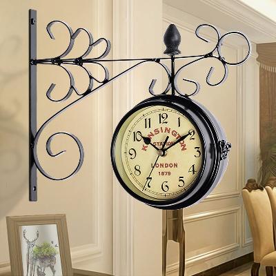 Wall Hanging Clock